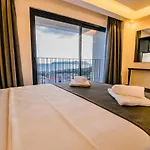 Hotel Fly 3*