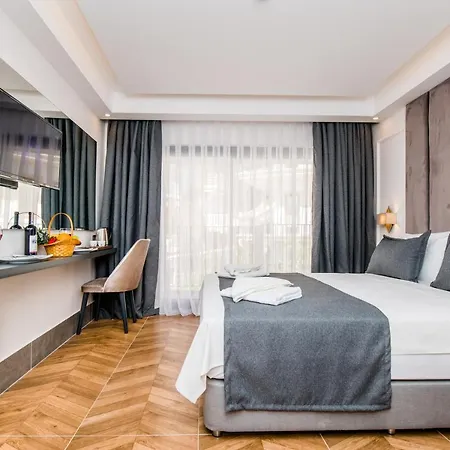 Hotell Fly Kaş
